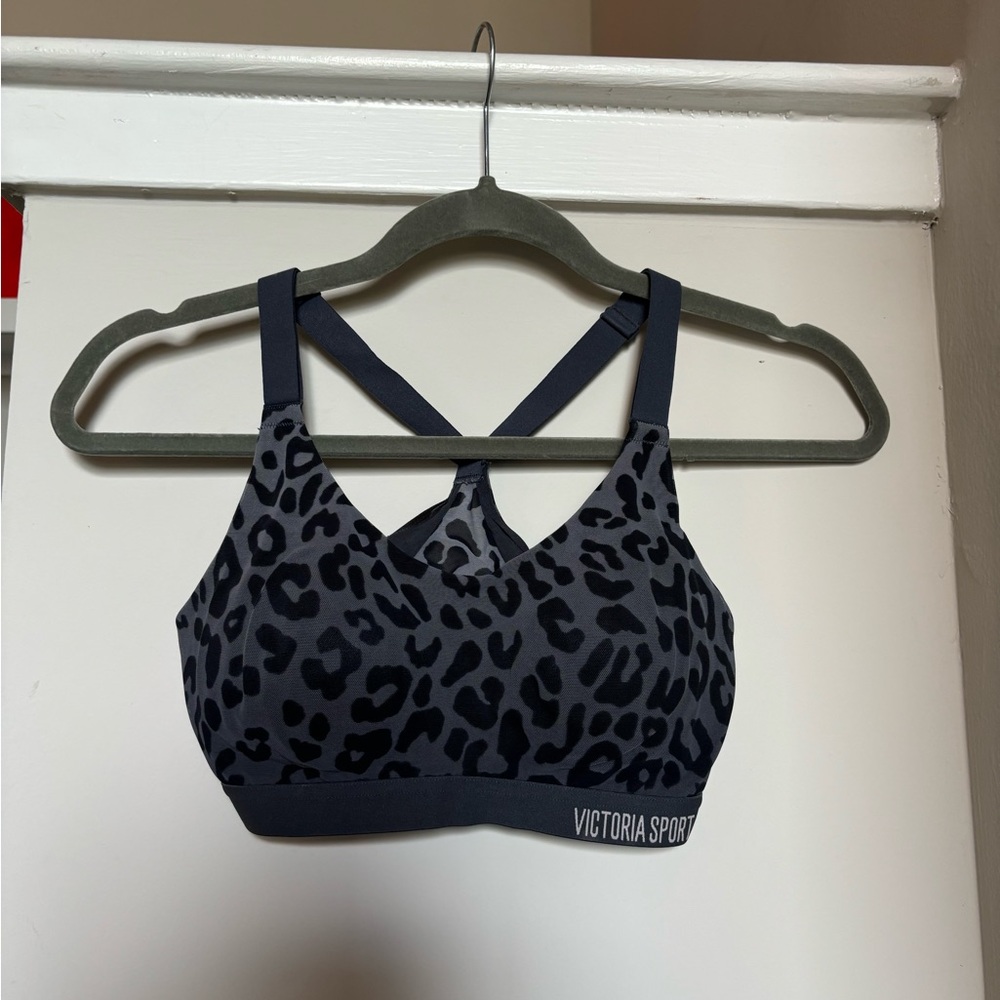 VS Sports Bra 32c